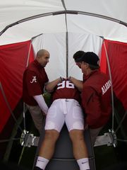 ... and continues in relative privacy. (Photo: University of Alabama Sports Medicine)