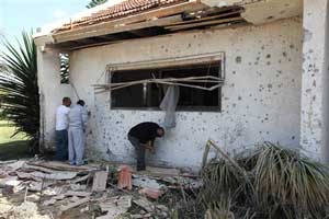 Palestinian rocket hit Israeli house