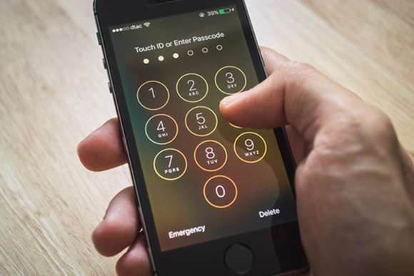 White House declines to support encryption legislation