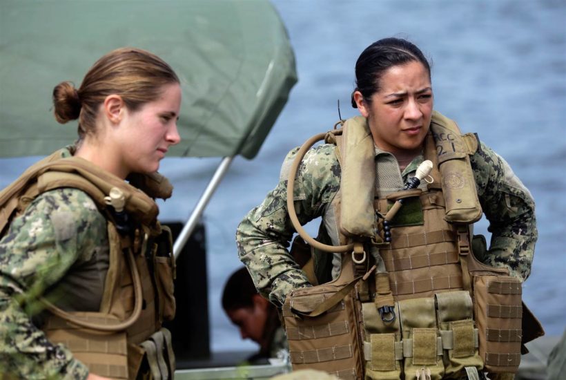 Senate Bill Calls for Women to Register for Draft in 2018