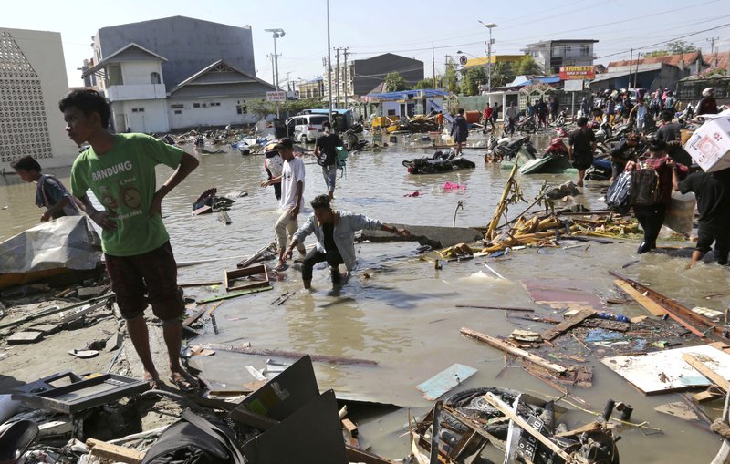 World #2 – Indonesia: over 800 dead in quake and tsunami; toll may rise