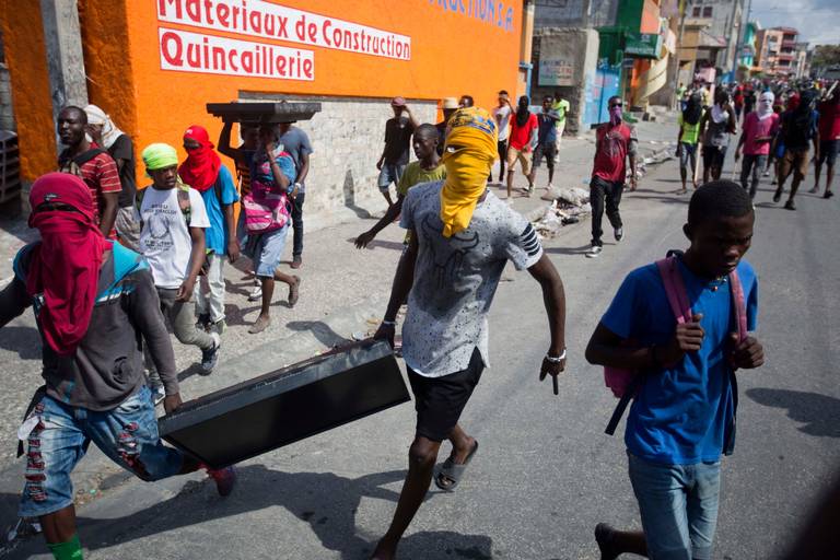 World #3 – U.S. looks to send food aid to HAITI as violence brews humanitarian crisis