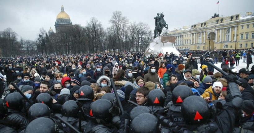 World #1 – Thousands of Putin protesters arrested across Russia