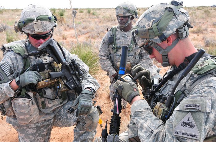Mobile phones of U.S. soldiers in hot spots easily trackable