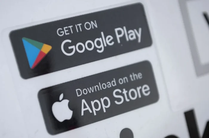 Utah gov signs law requiring Apple, Google app stores to verify user age