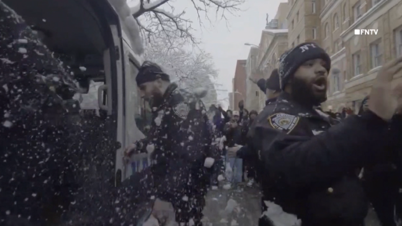 Mayor dismisses attack on police as “kids throwing snowballs”