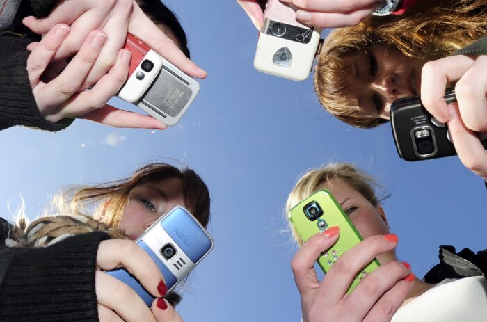 Gen Z Tries Digital Detox